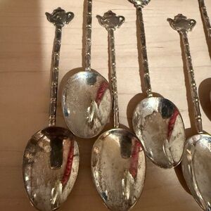 Elegant Silver plated 12 piece Teaspoon Set